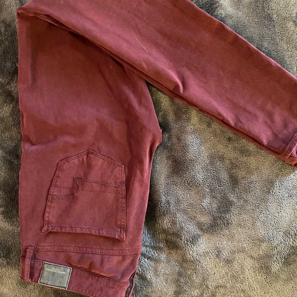 American Eagle Jeans size 6 and 8 (red).
